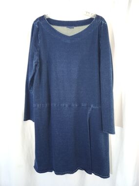 Classic V-Neck Long-Sleeve Blue Dress Size XL #stylish #versatile #classic #chic